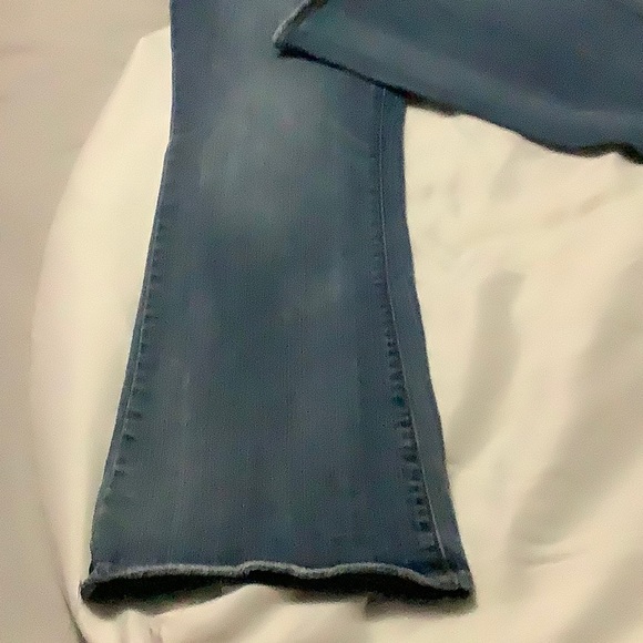 Levi’s Jeans - Picture 3 of 5